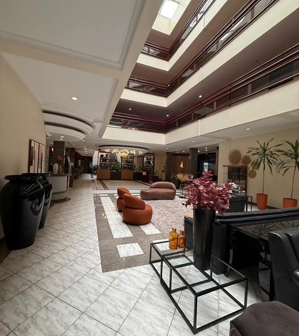 Susin Hotel مافرا 4*,  البرازيل